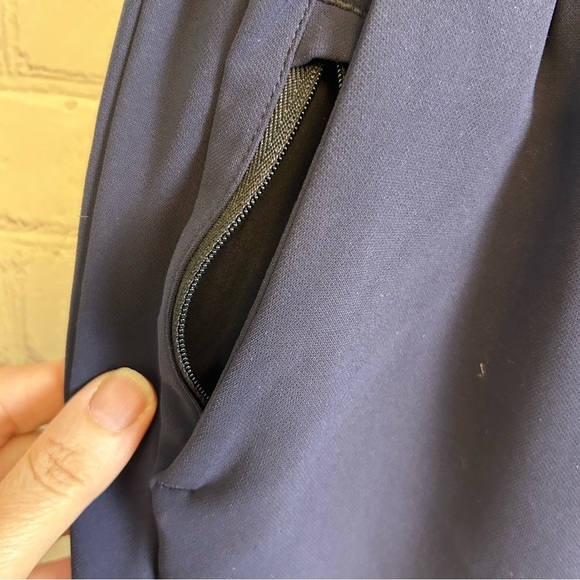 Athleta Metropolis Straight leg navy blue active pants size 10 athleisure work - Picture 3 of 13
